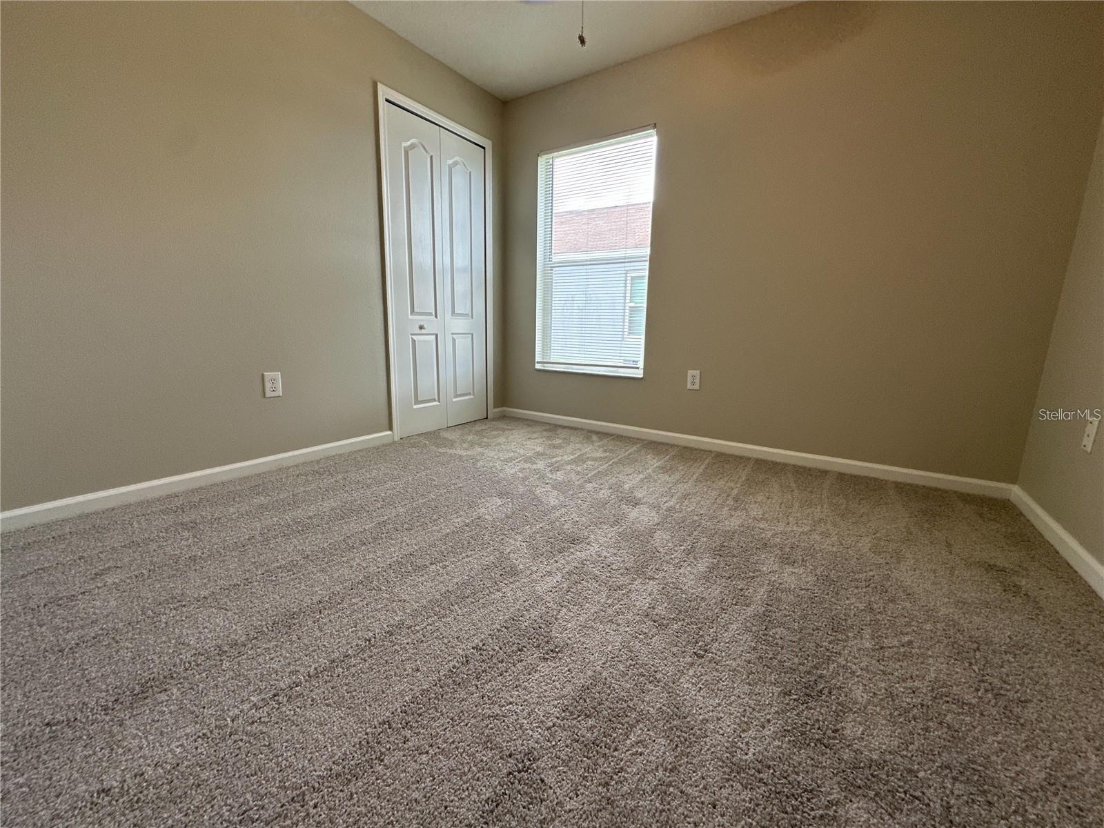 MEADOW POINTE PRCL 18 - Residential Lease