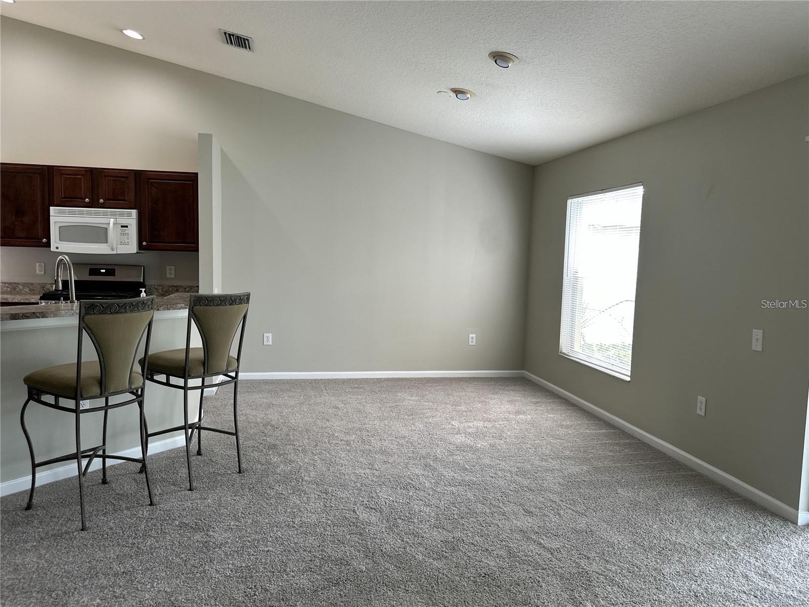 MEADOW POINTE PRCL 18 - Residential Lease