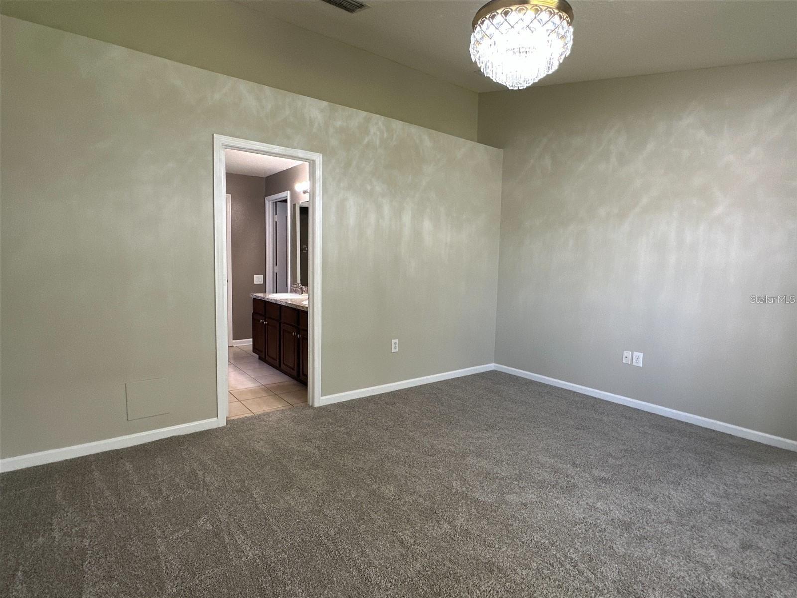 MEADOW POINTE PRCL 18 - Residential Lease
