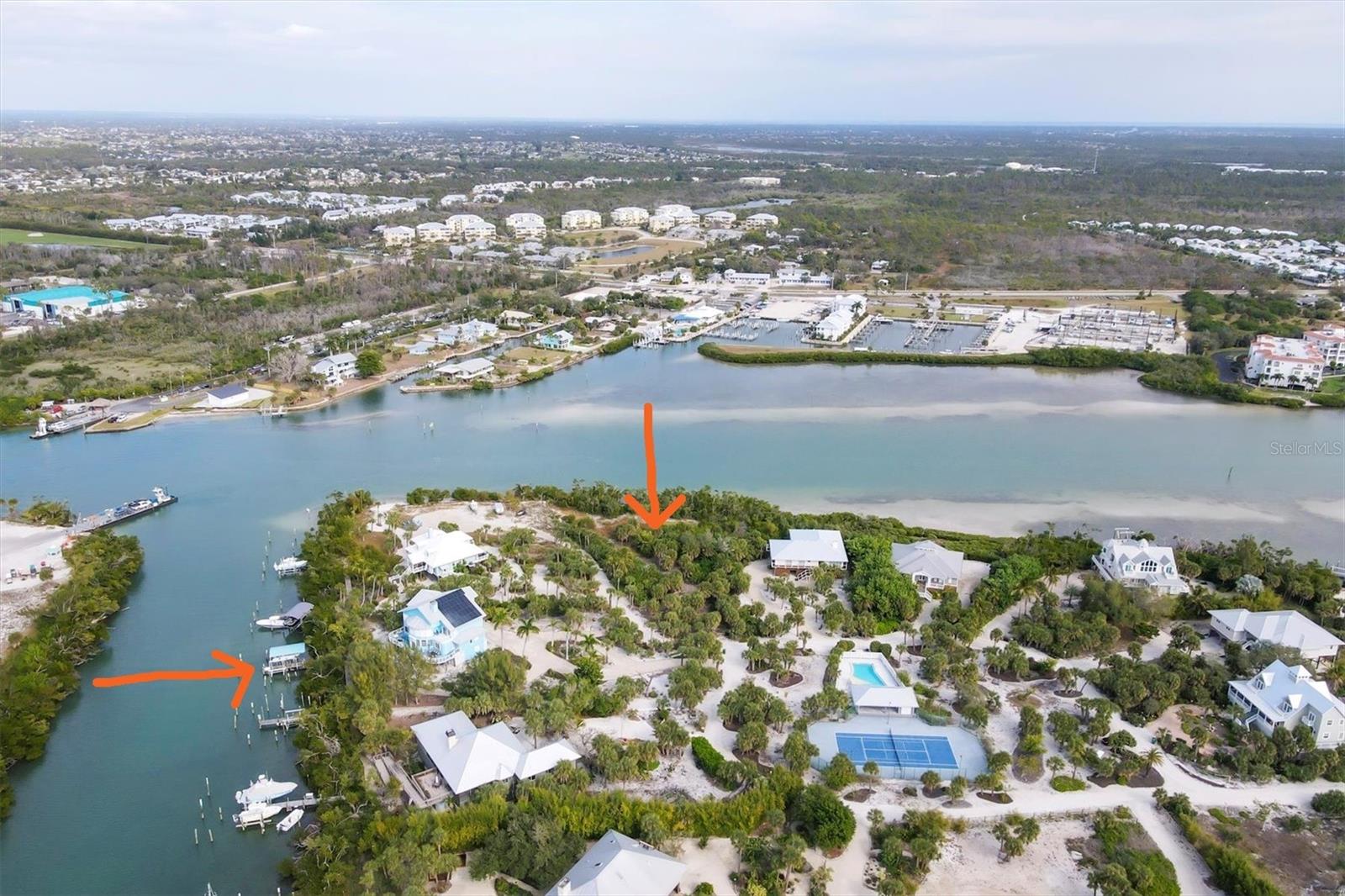 POINTE BOCILLA LAND CONDO - Land