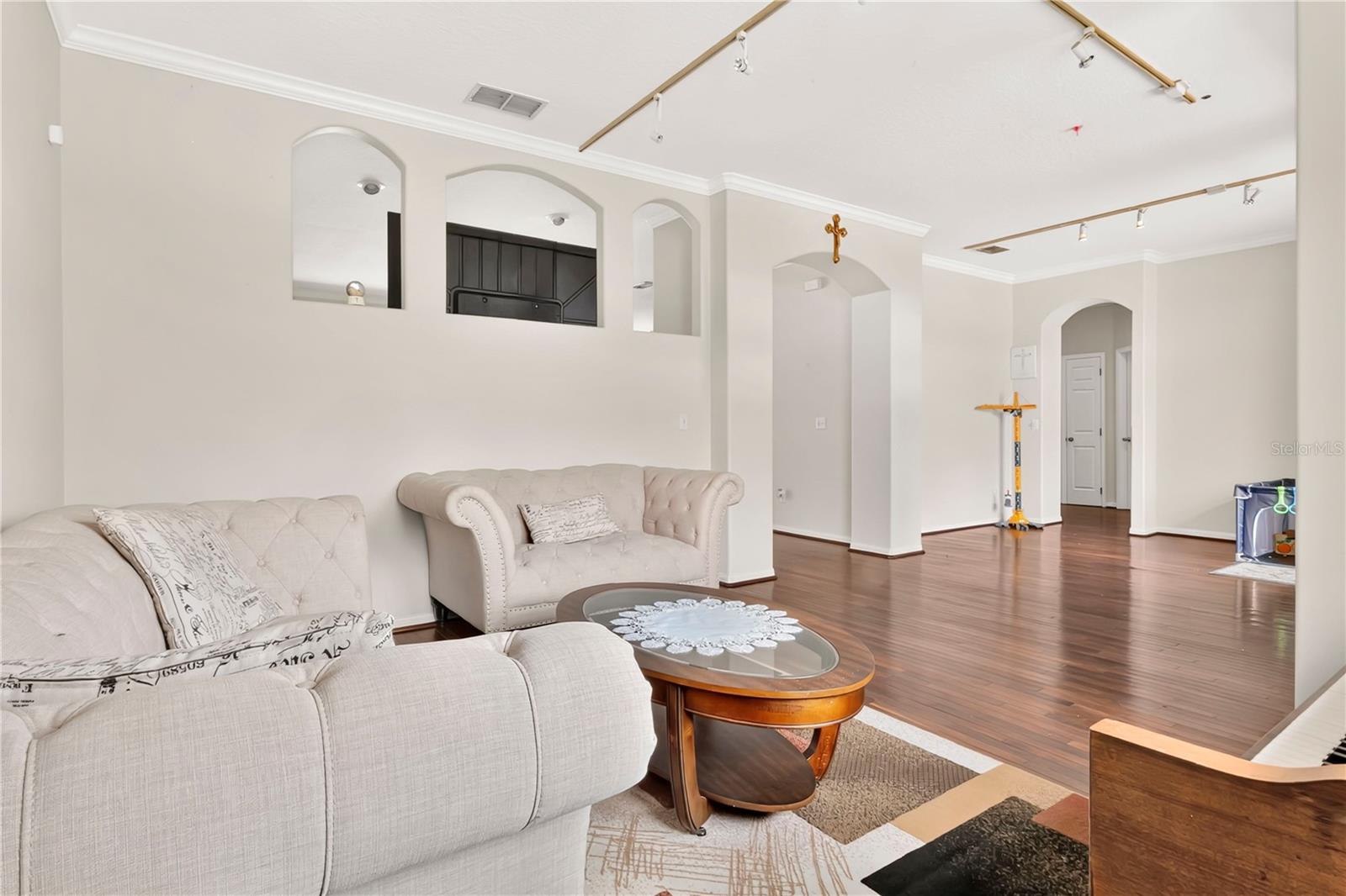 MARBLE HEAD - Residential