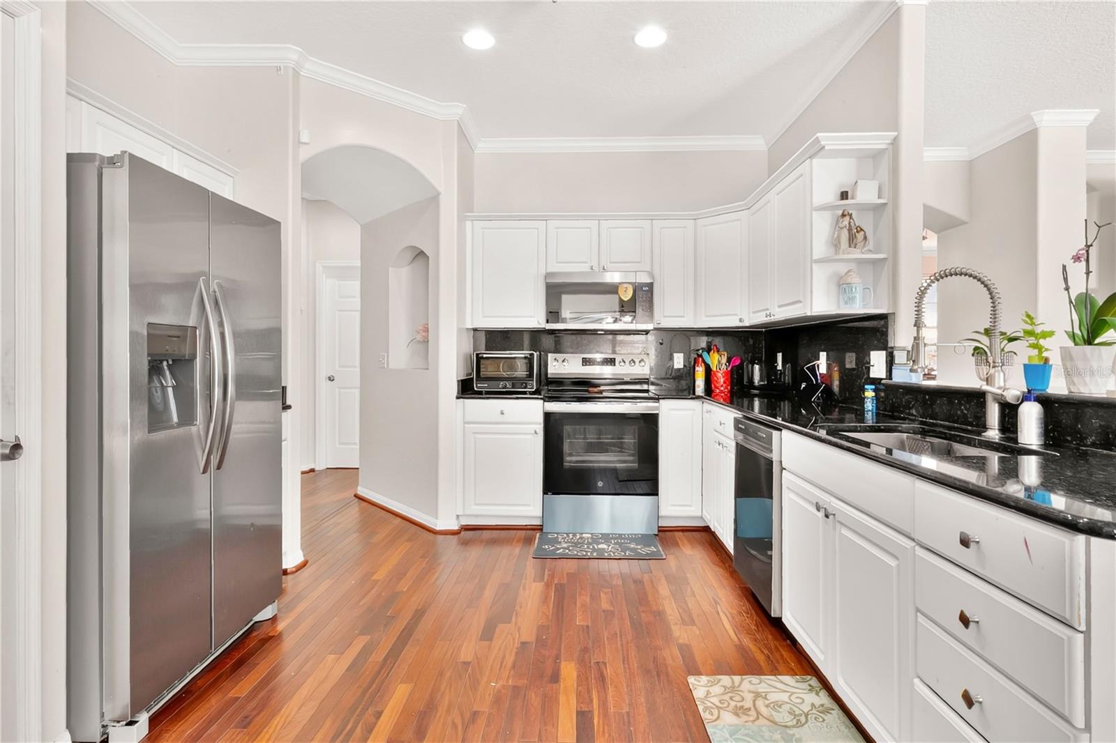 MARBLE HEAD - Residential