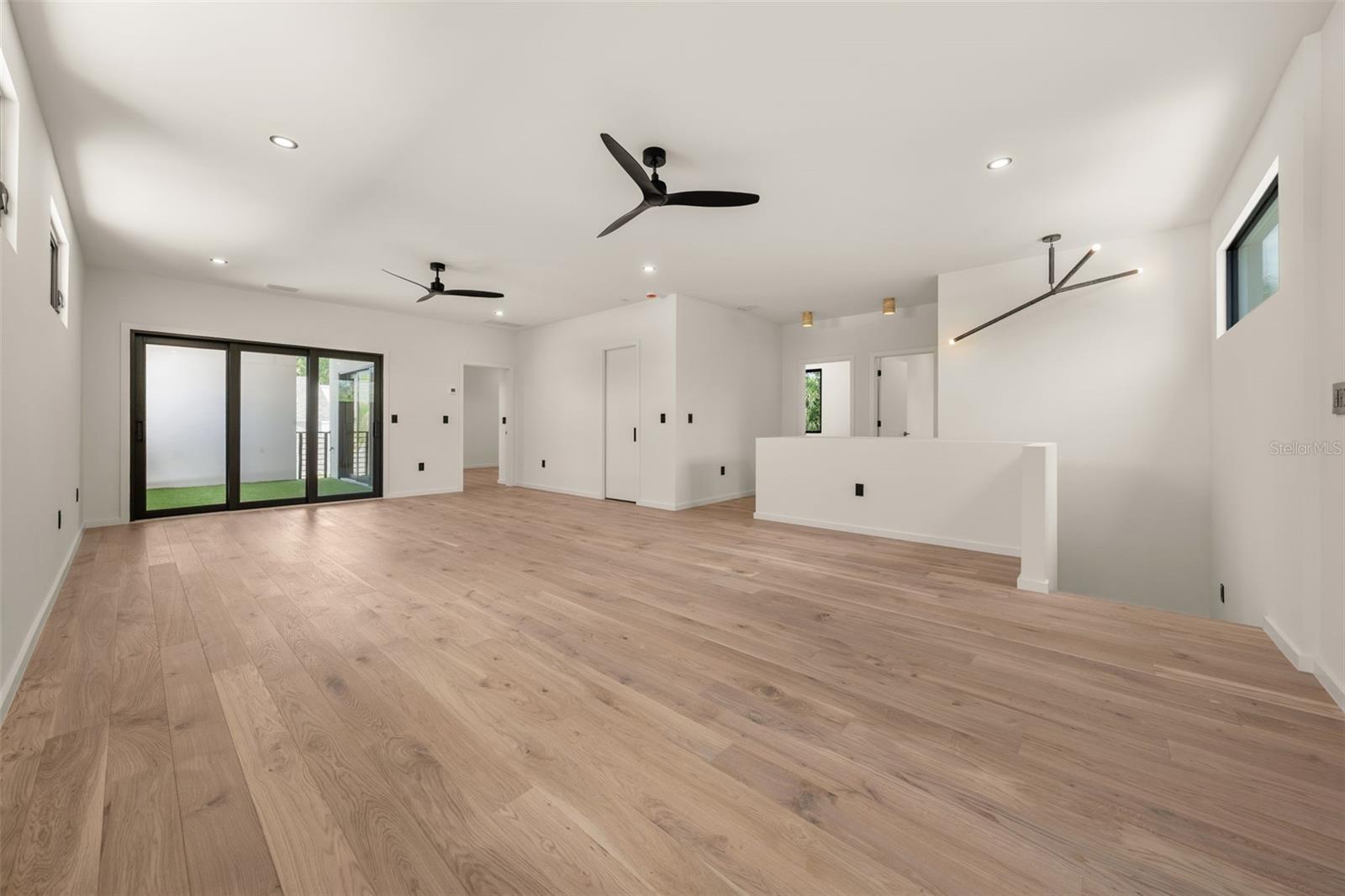 BURNS REALTY - Residential