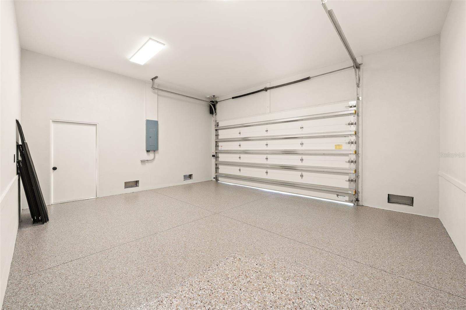 BURNS REALTY - Residential