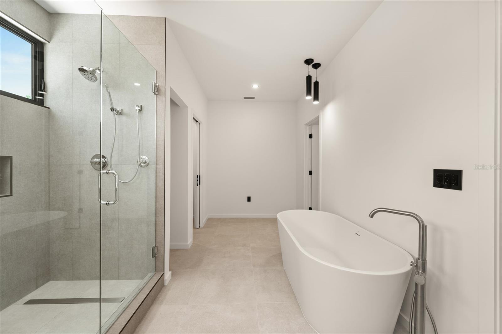 BURNS REALTY - Residential