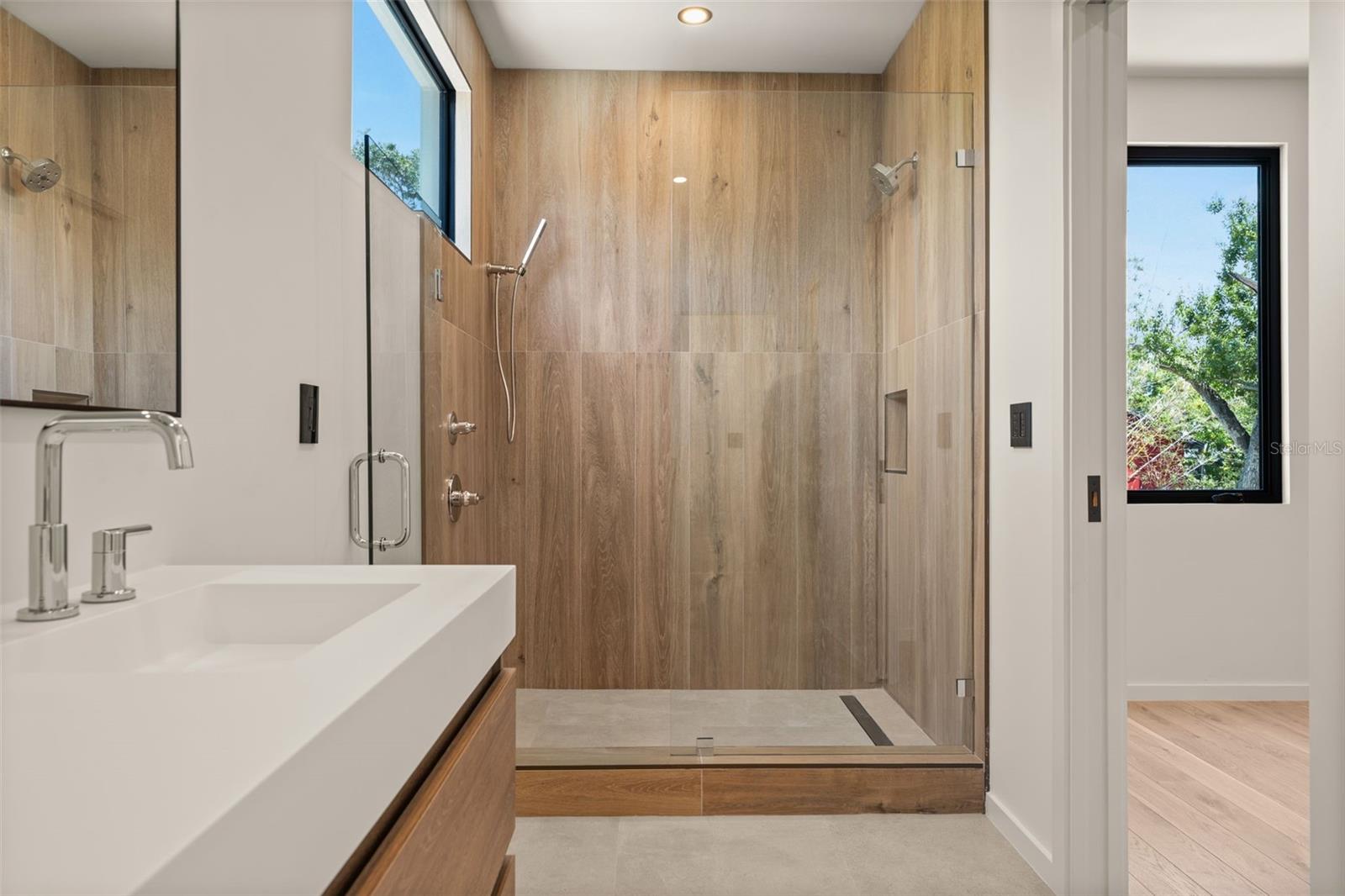 BURNS REALTY - Residential