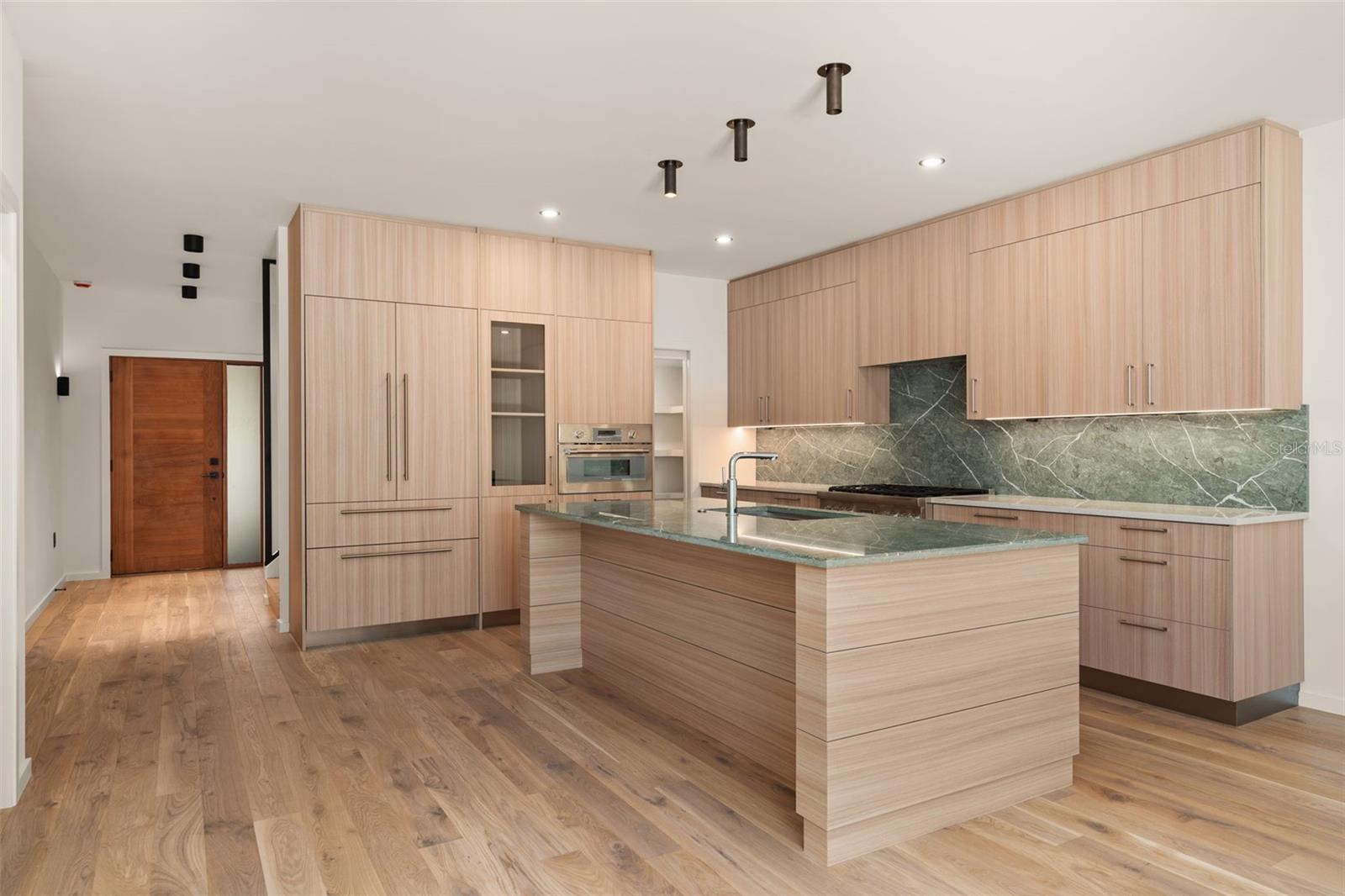 BURNS REALTY - Residential