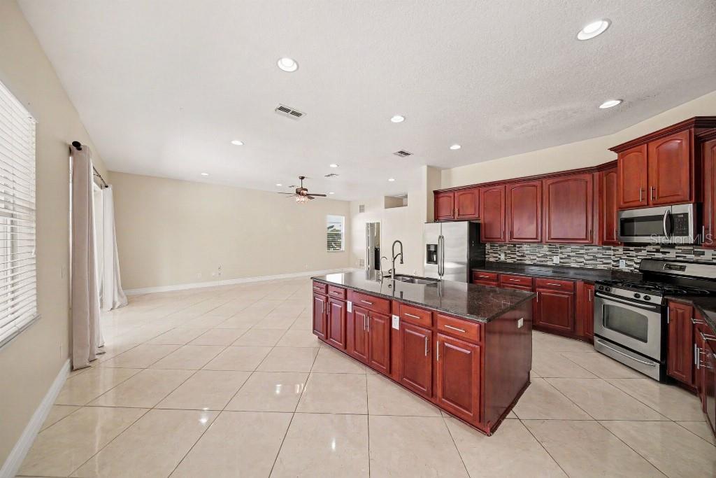 LIVE OAK PRESERVE PH 2A-VILLAG - Residential
