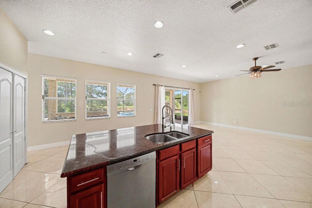 LIVE OAK PRESERVE PH 2A-VILLAG - Residential