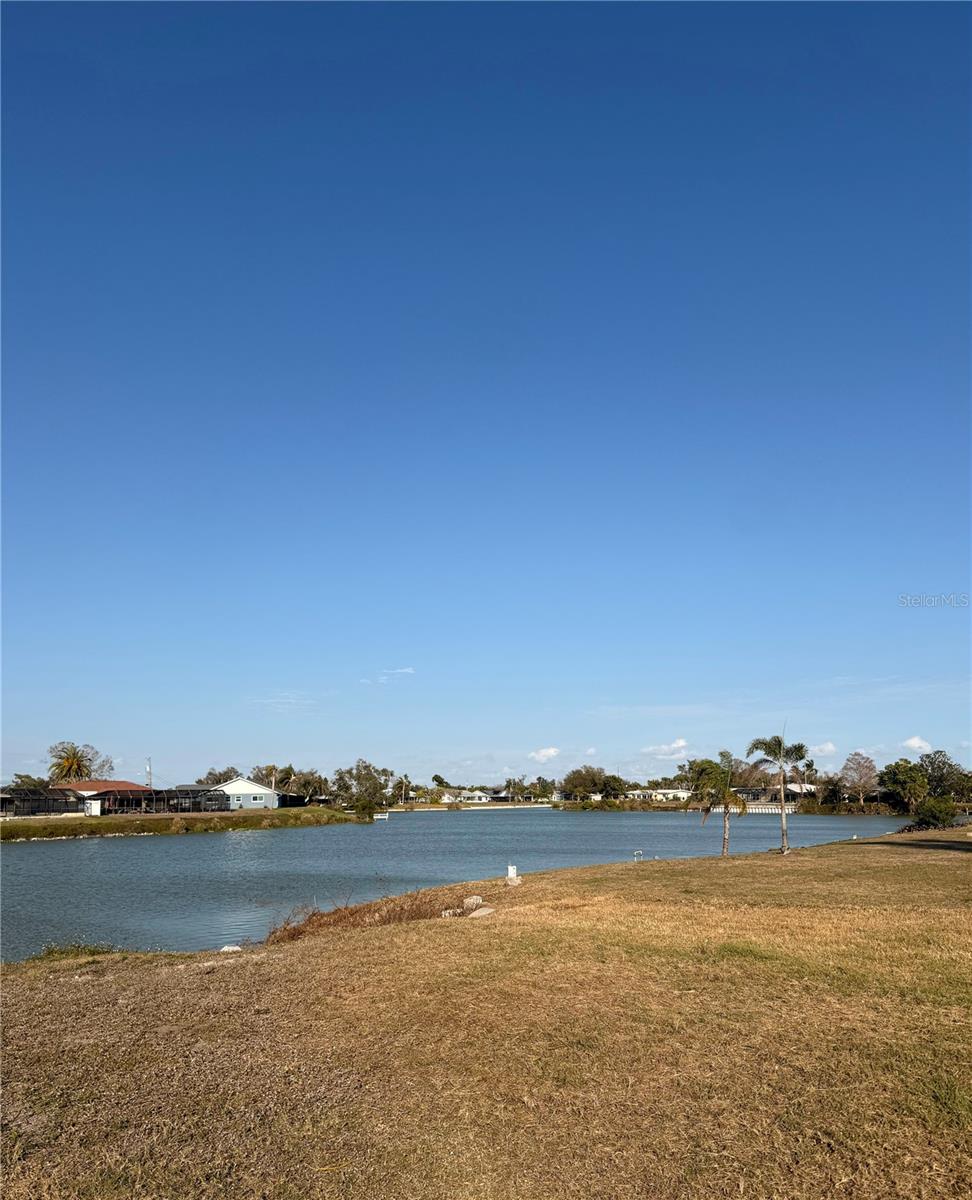 VENICE GARDENS - Land