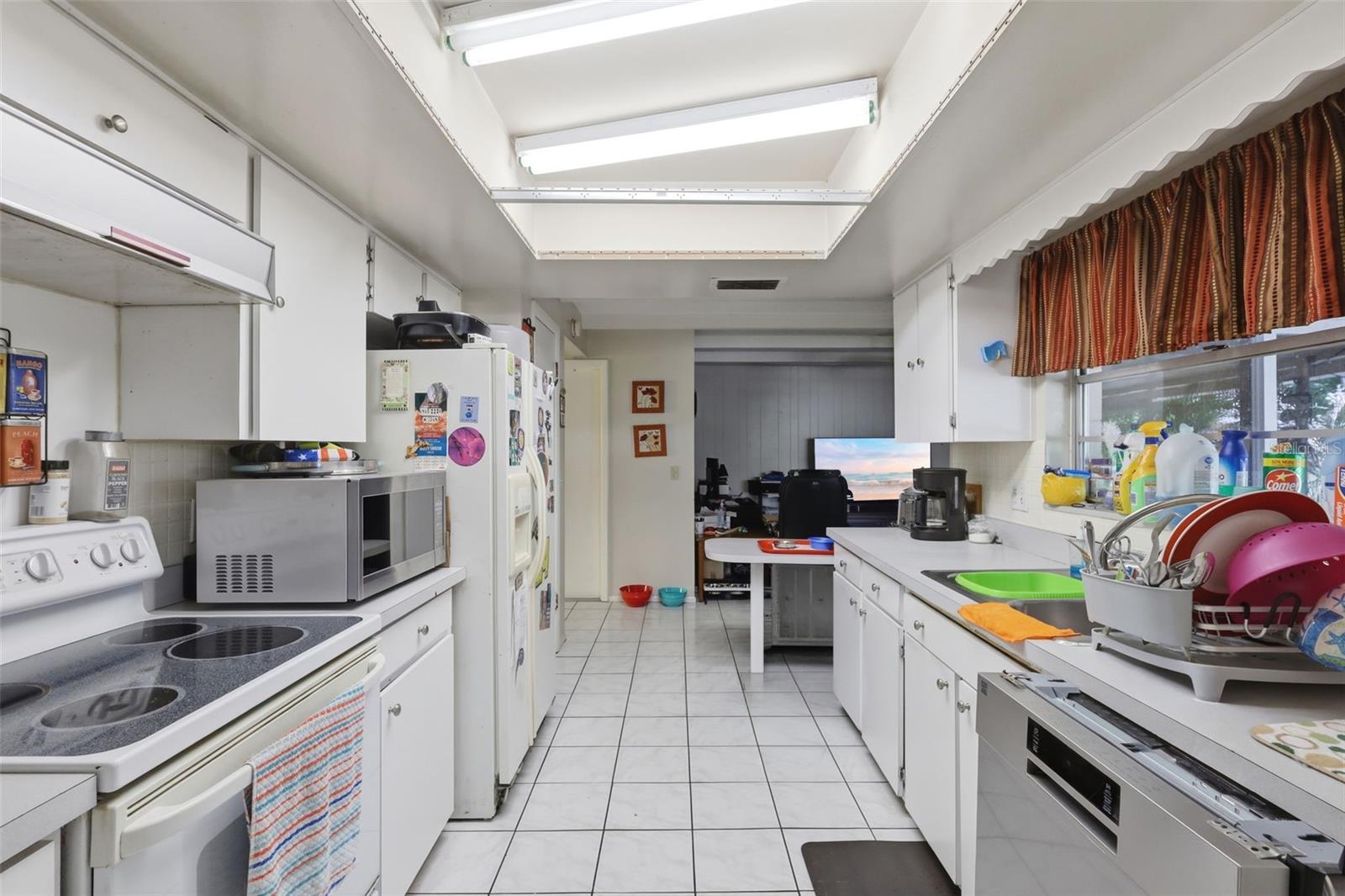 CARRIAGE HILL UNIT 2 - Residential