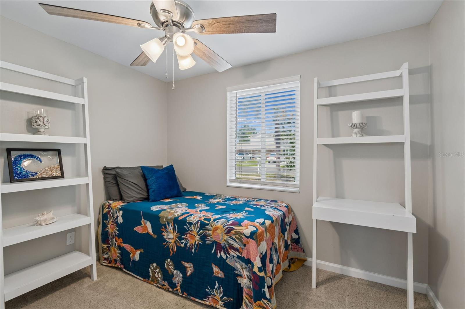 CRESTRIDGE - Residential