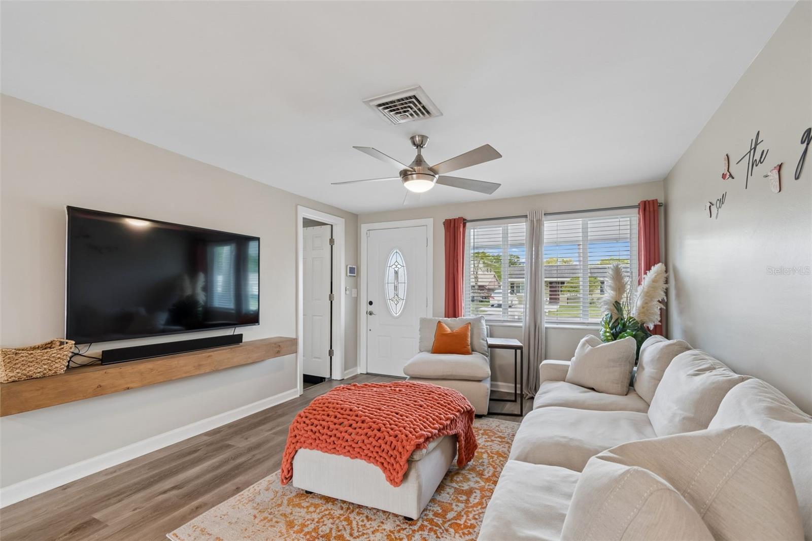 CRESTRIDGE - Residential