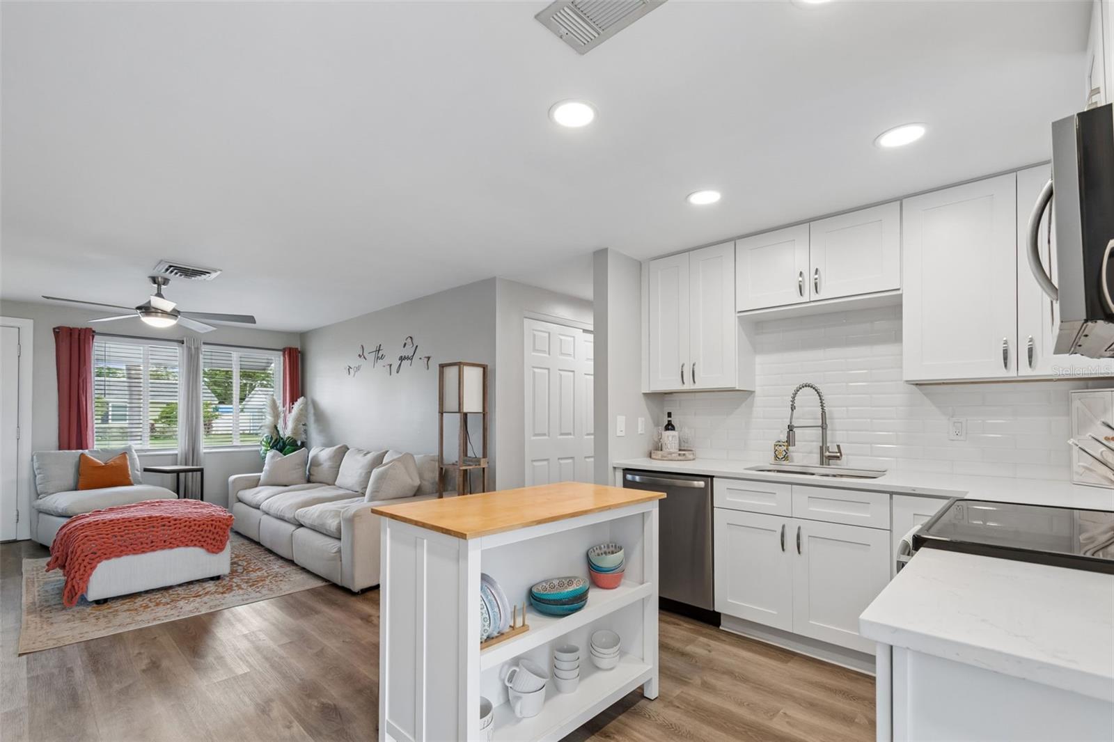 CRESTRIDGE - Residential