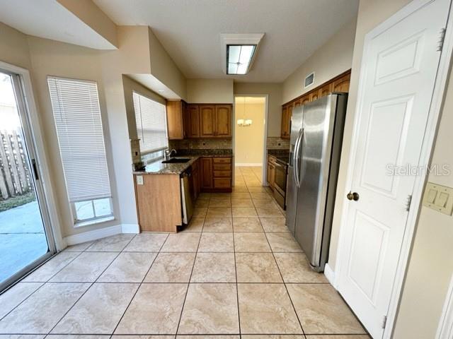 COLONY COVE - Residential Lease