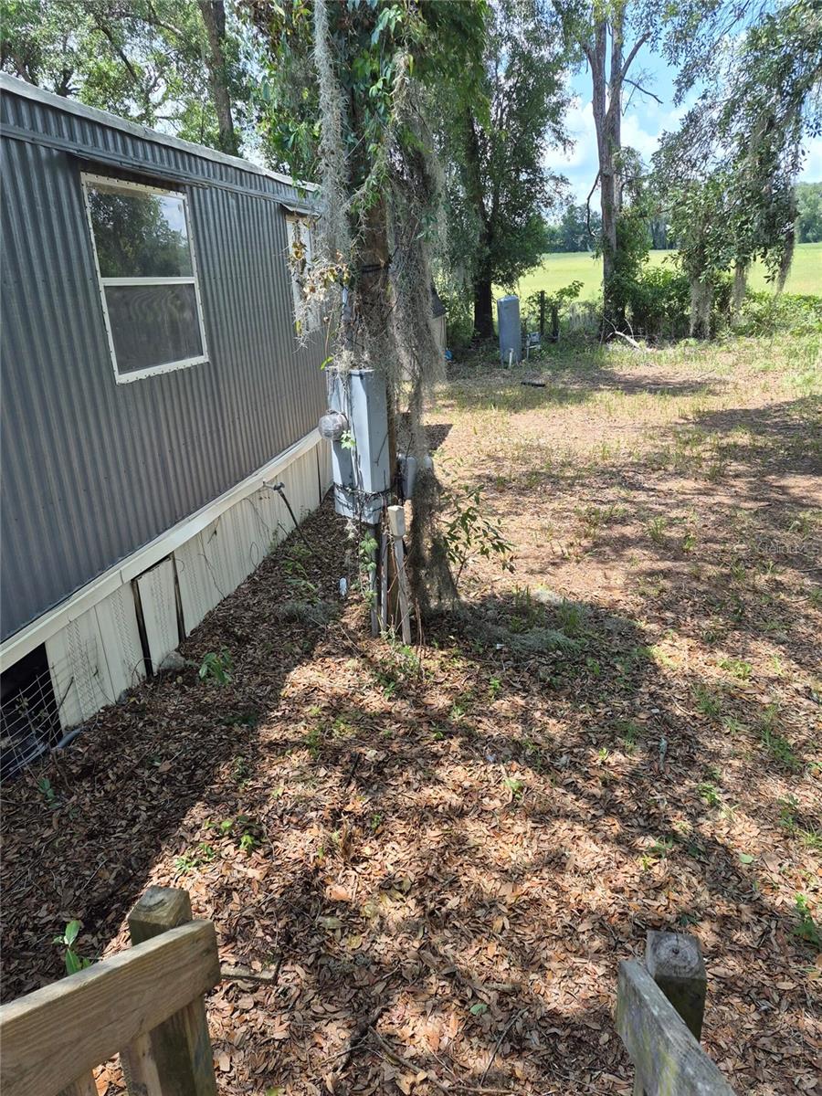 LITTLE LAKE WEIR - Residential