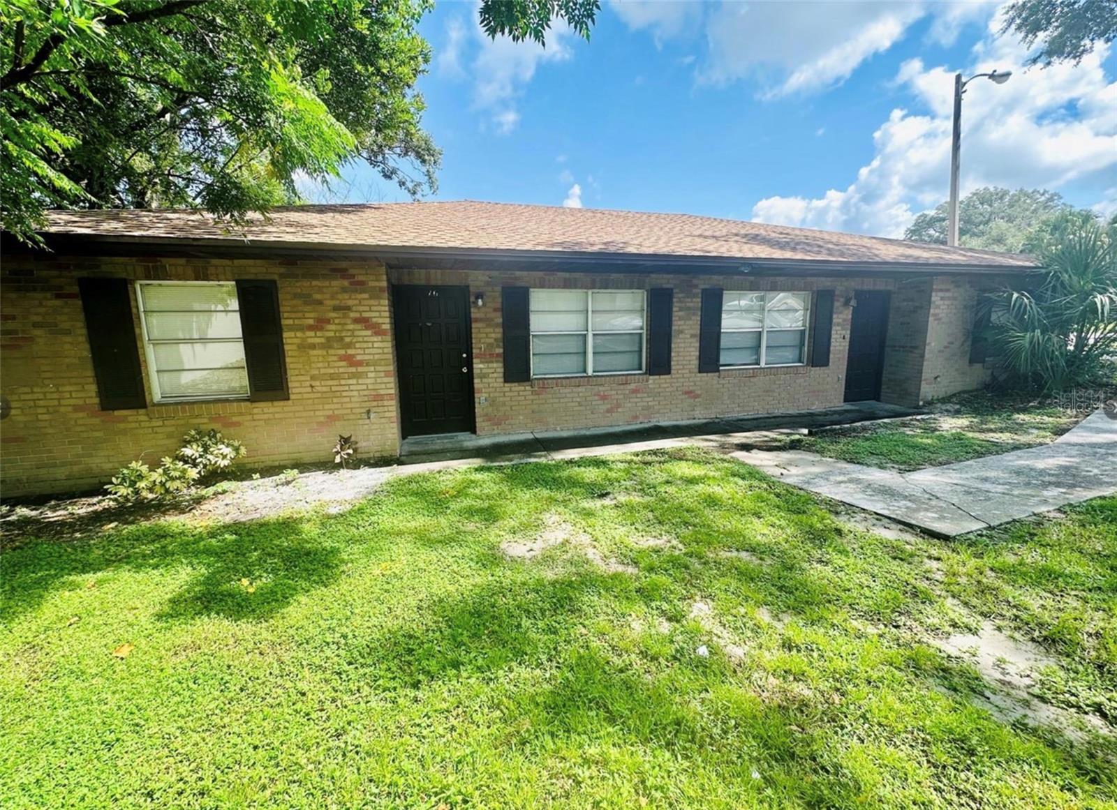 LAKE HUNTER VILLAS - Residential Income