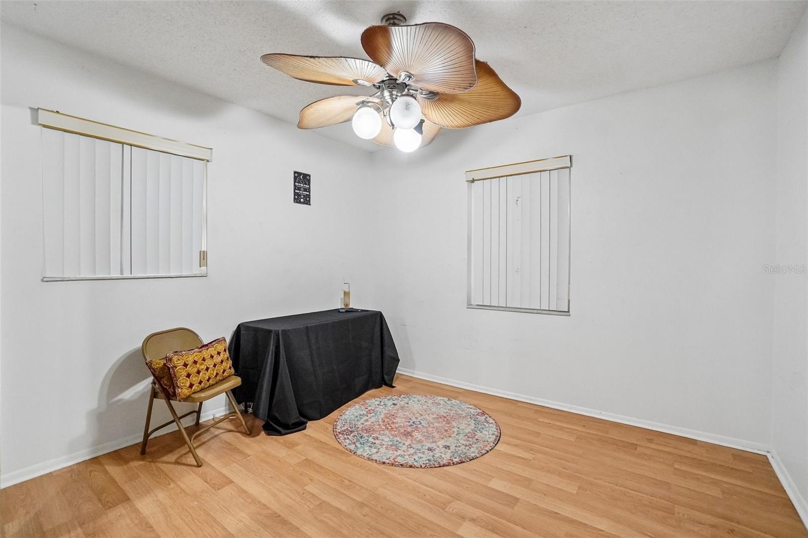 TOWNHOUSES AT BONNIE BAY CONDO - Residential