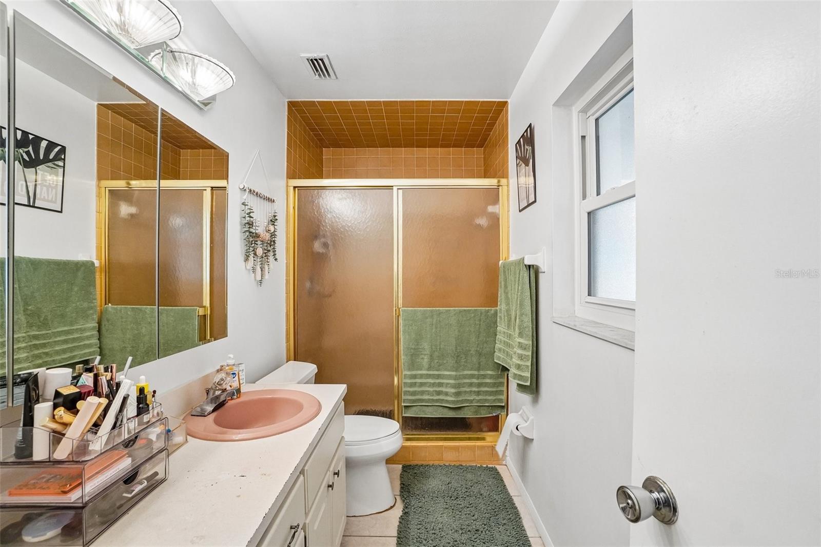 TOWNHOUSES AT BONNIE BAY CONDO - Residential