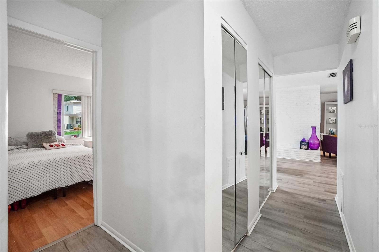 TOWNHOUSES AT BONNIE BAY CONDO - Residential