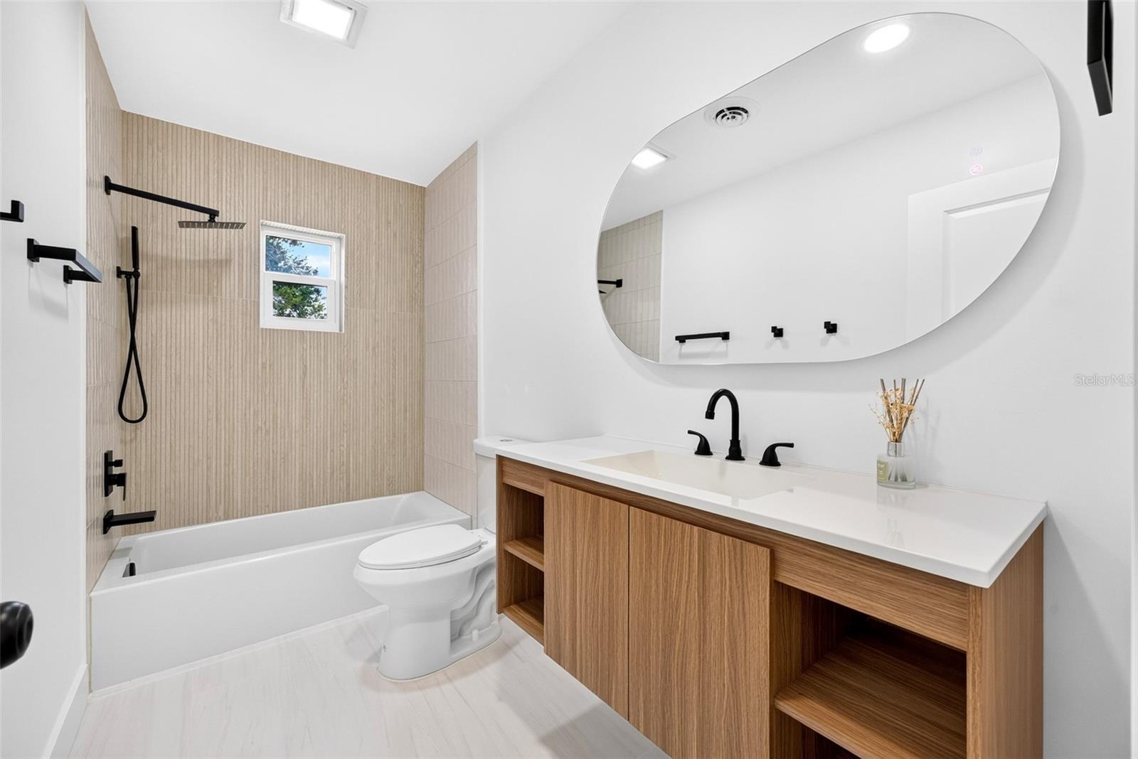 HRBR HEIGHTS - Residential