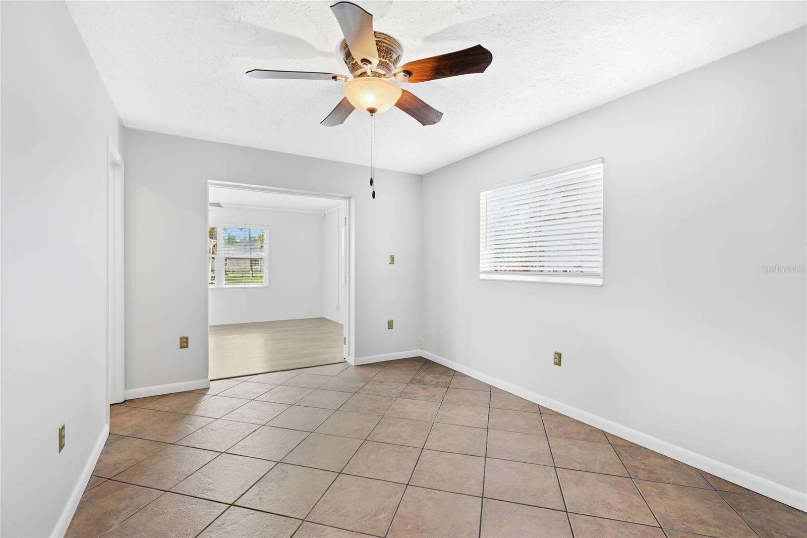 RESTFUL PINES - Residential Lease