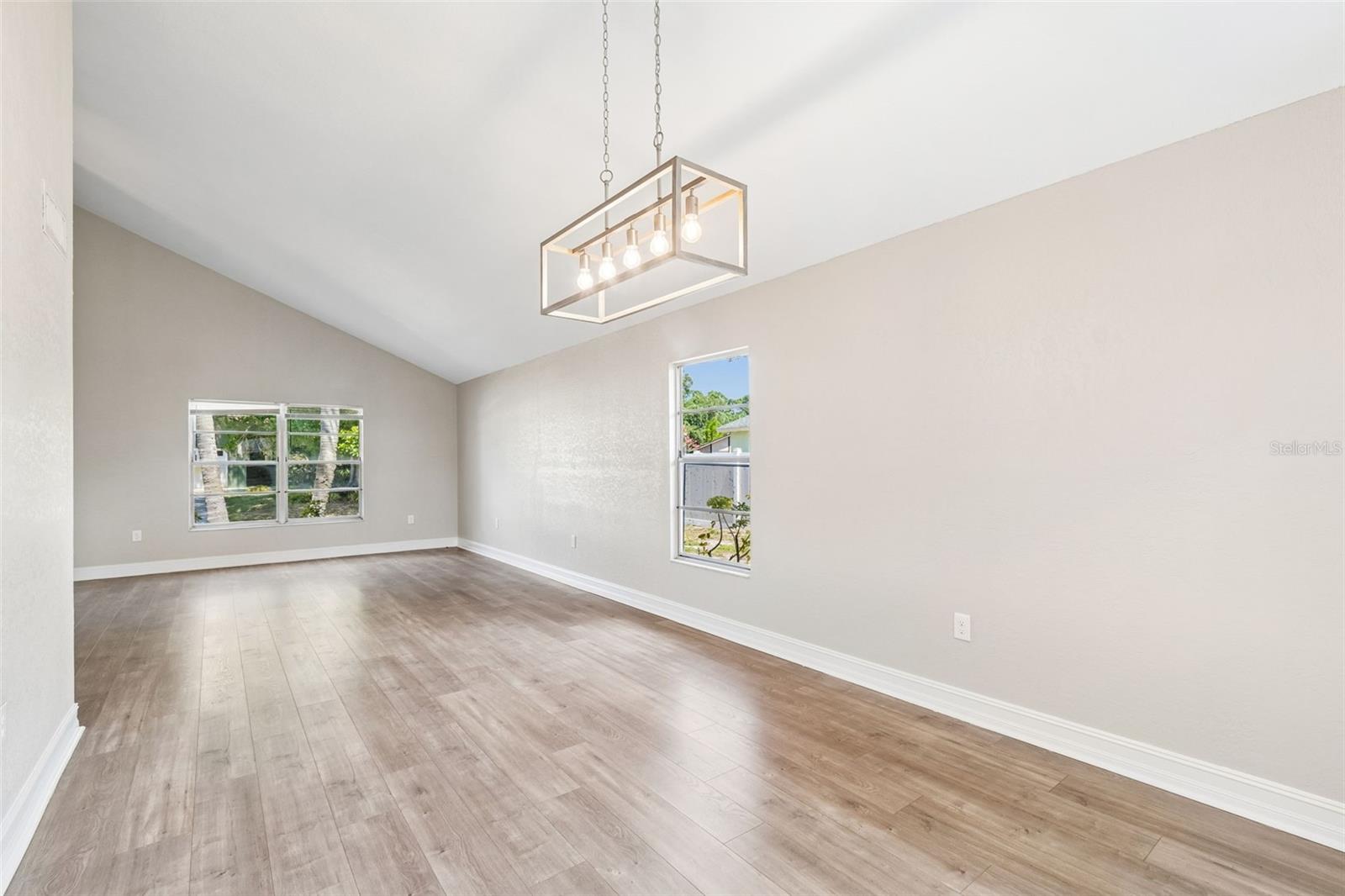 NORTH BAY HILLS - Residential