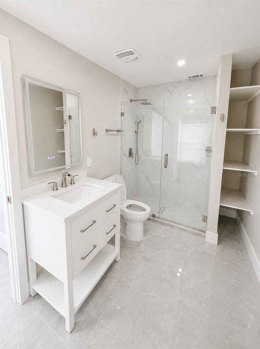 TAMPA SHORES INC #1 UN 1A REP - Residential