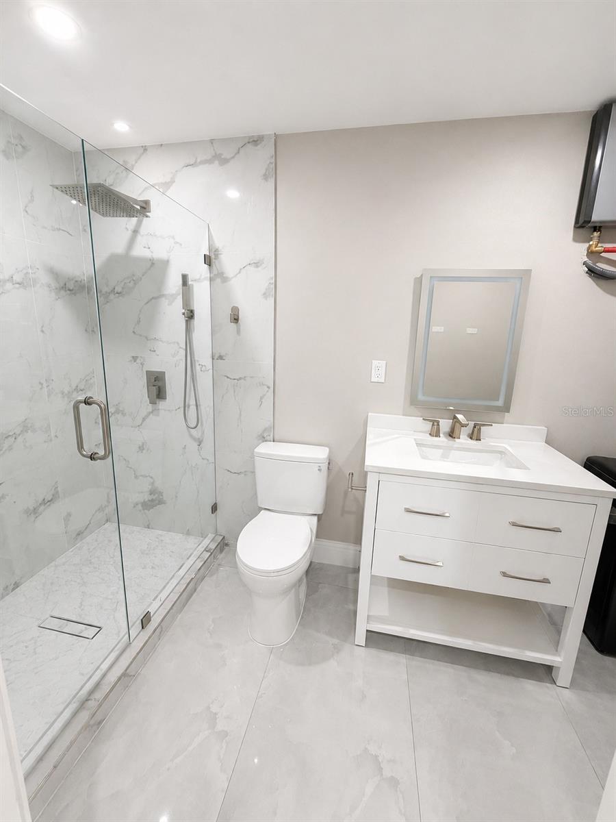 TAMPA SHORES INC #1 UN 1A REP - Residential