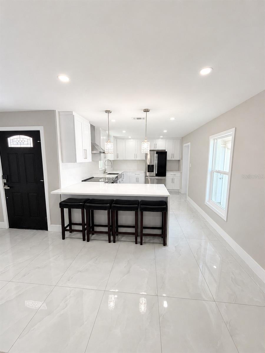 TAMPA SHORES INC #1 UN 1A REP - Residential