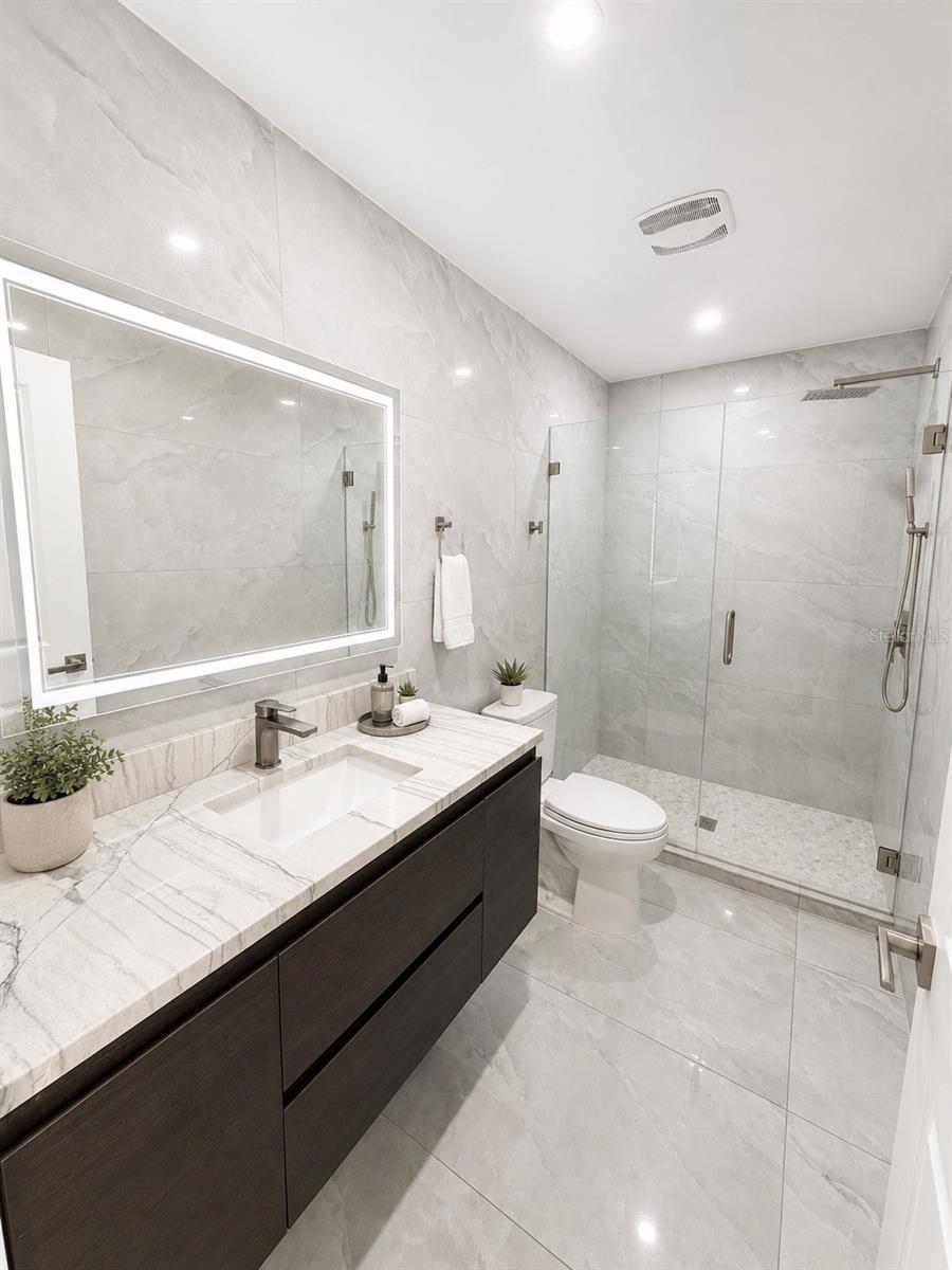 TAMPA SHORES INC #1 UN 1A REP - Residential