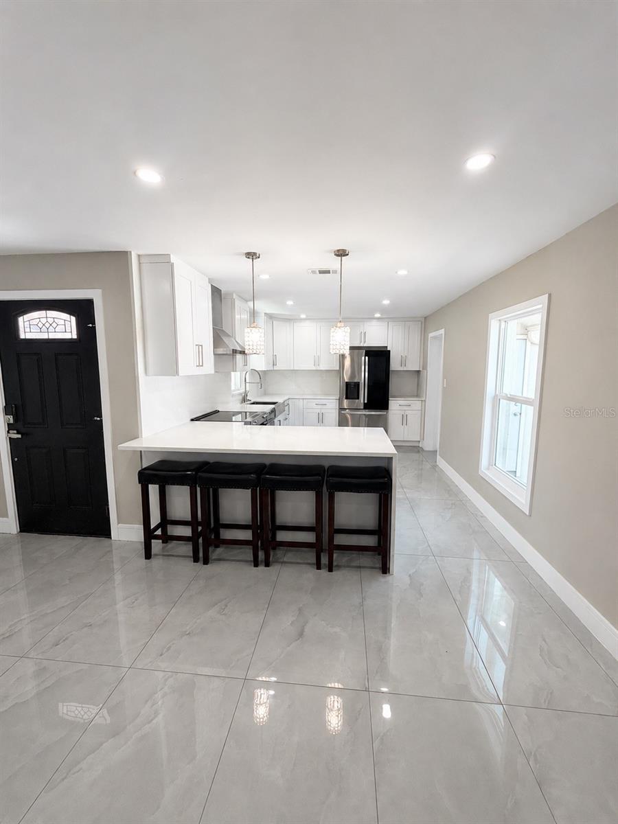 TAMPA SHORES INC #1 UN 1A REP - Residential