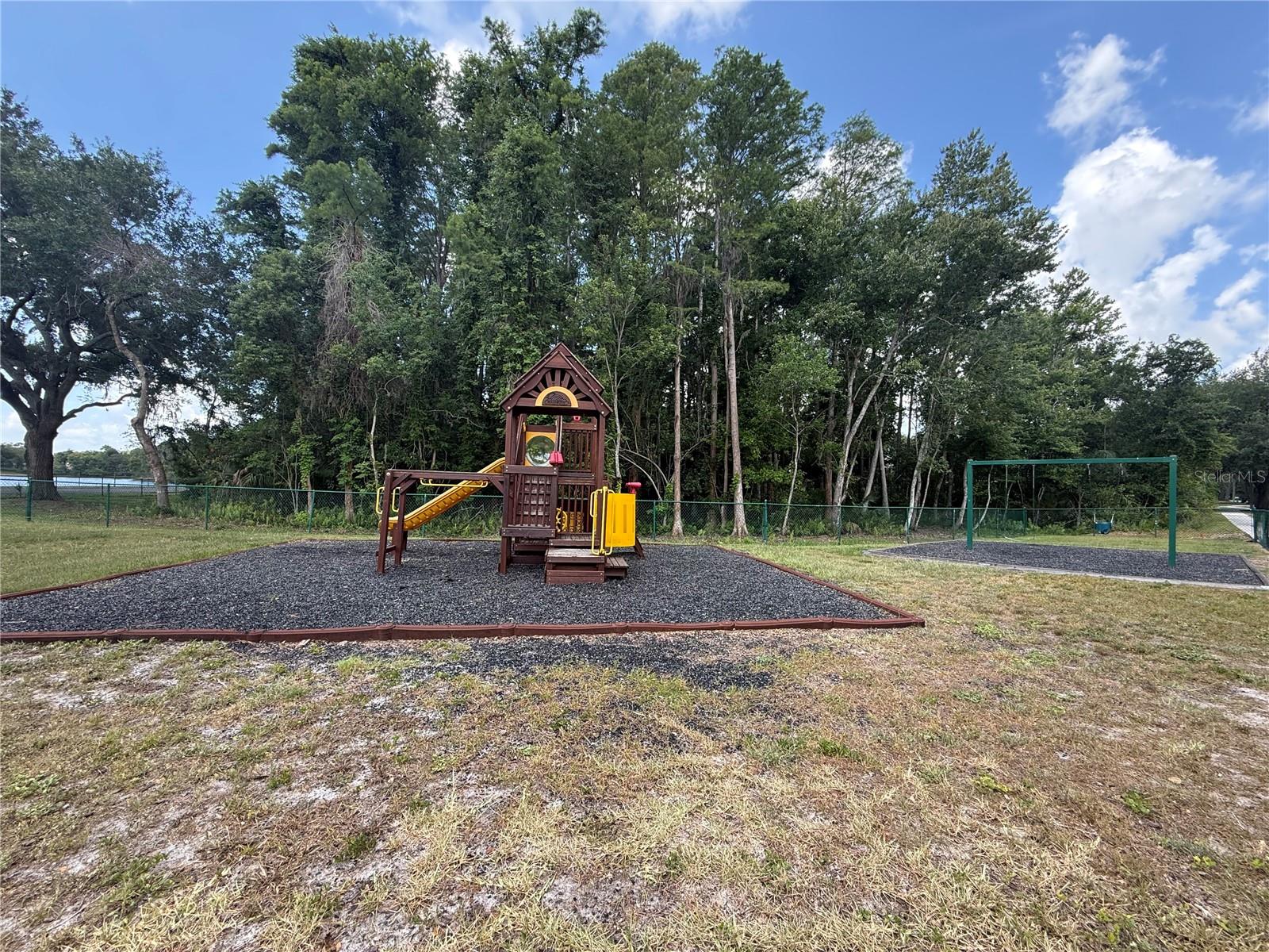 FAWN LAKE PHASE I - Residential