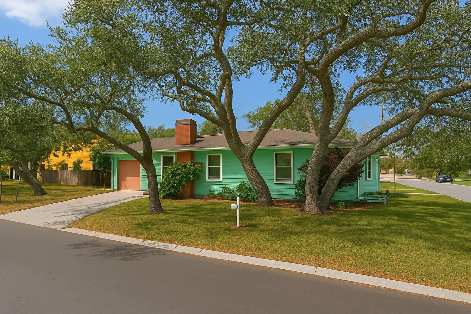 BOULEVARD HEIGHTS - Residential Income