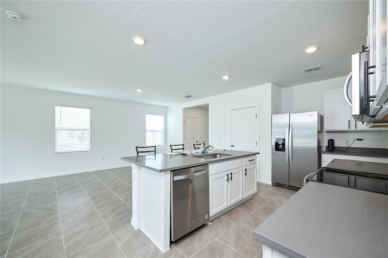 AVALON PARK WEST-NORTH PH 2 4 5 - Residential