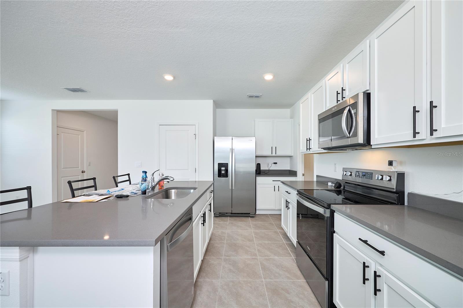 AVALON PARK WEST-NORTH PH 2 4 5 - Residential