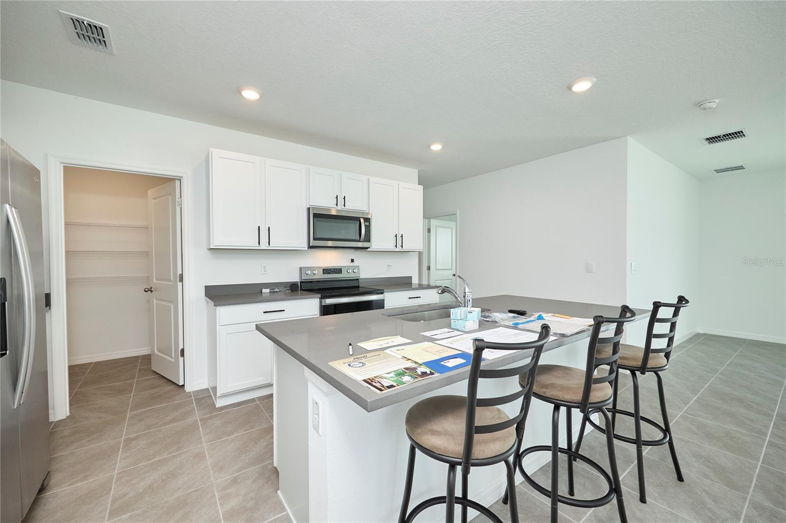 AVALON PARK WEST-NORTH PH 2 4 5 - Residential