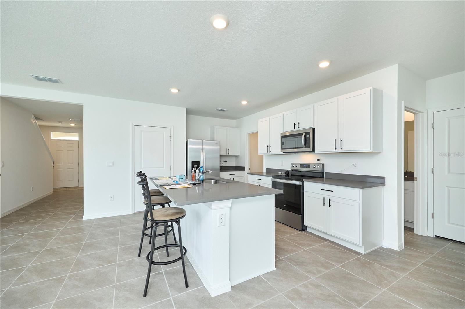 AVALON PARK WEST-NORTH PH 2 4 5 - Residential