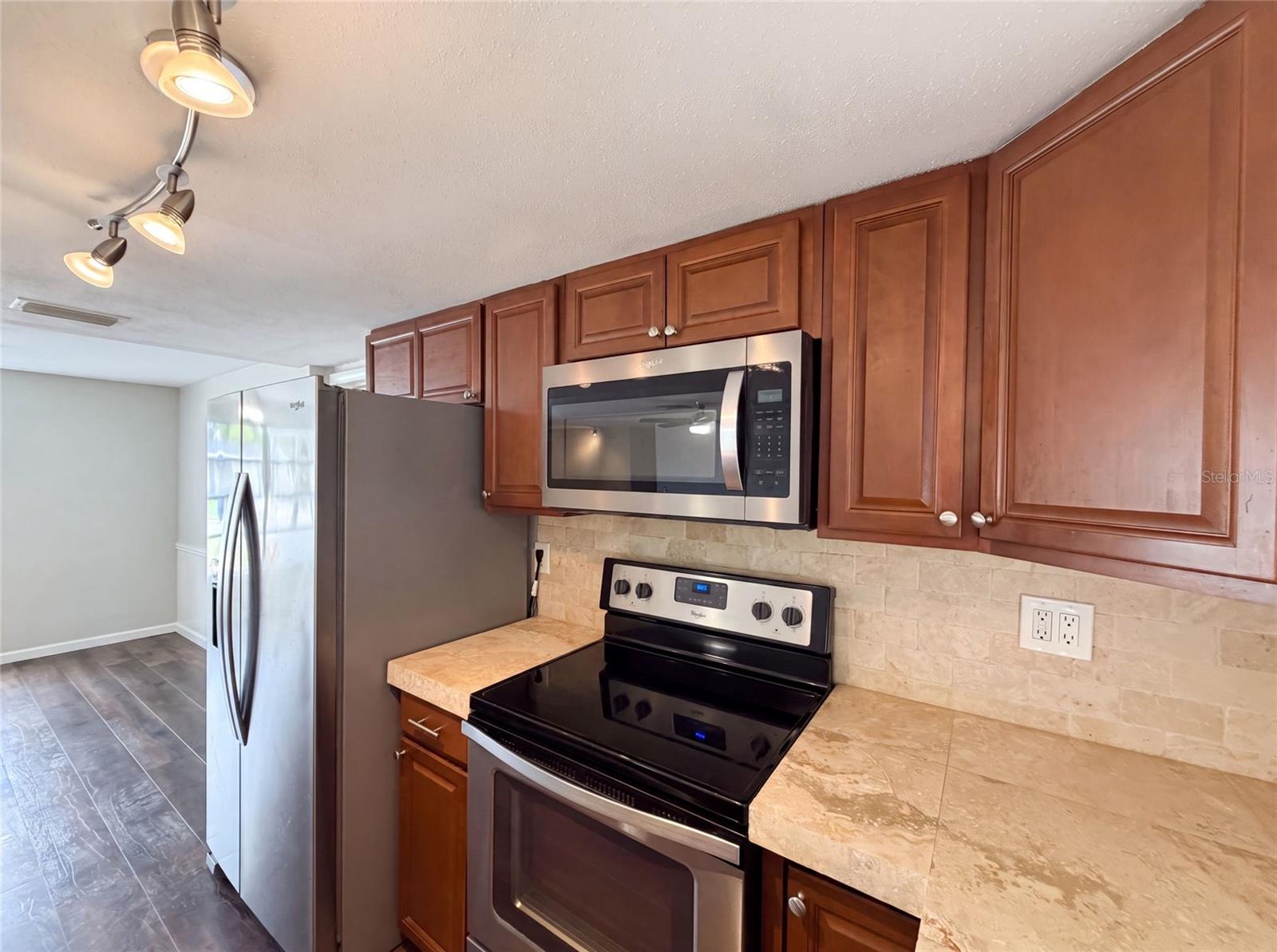 BEACON SQUARE - Residential