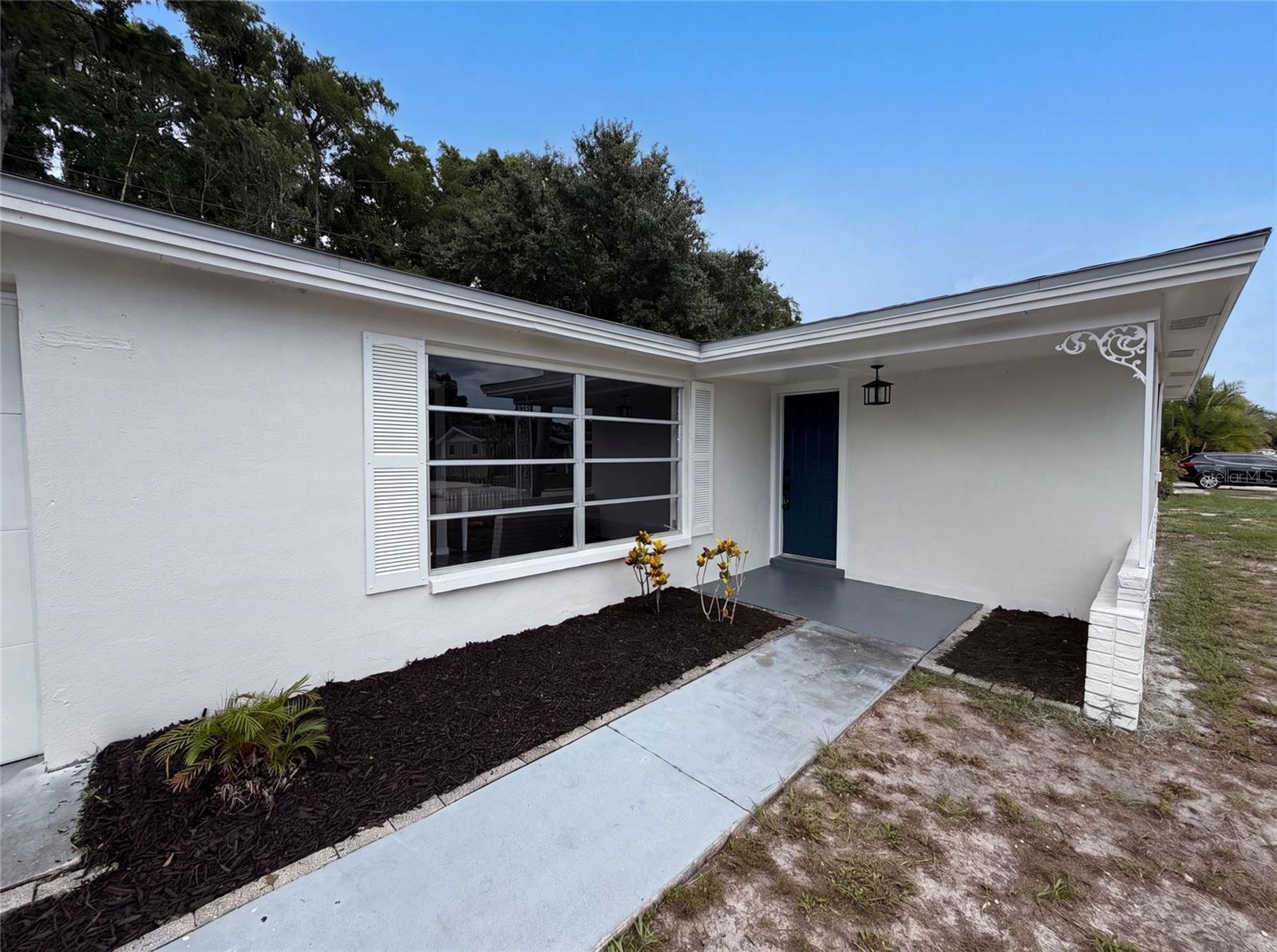 BEACON SQUARE - Residential