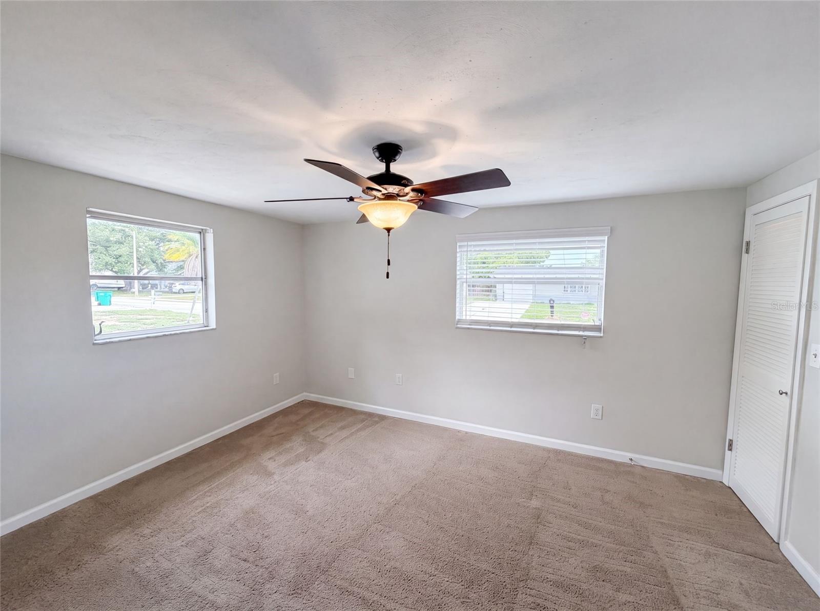 BEACON SQUARE - Residential