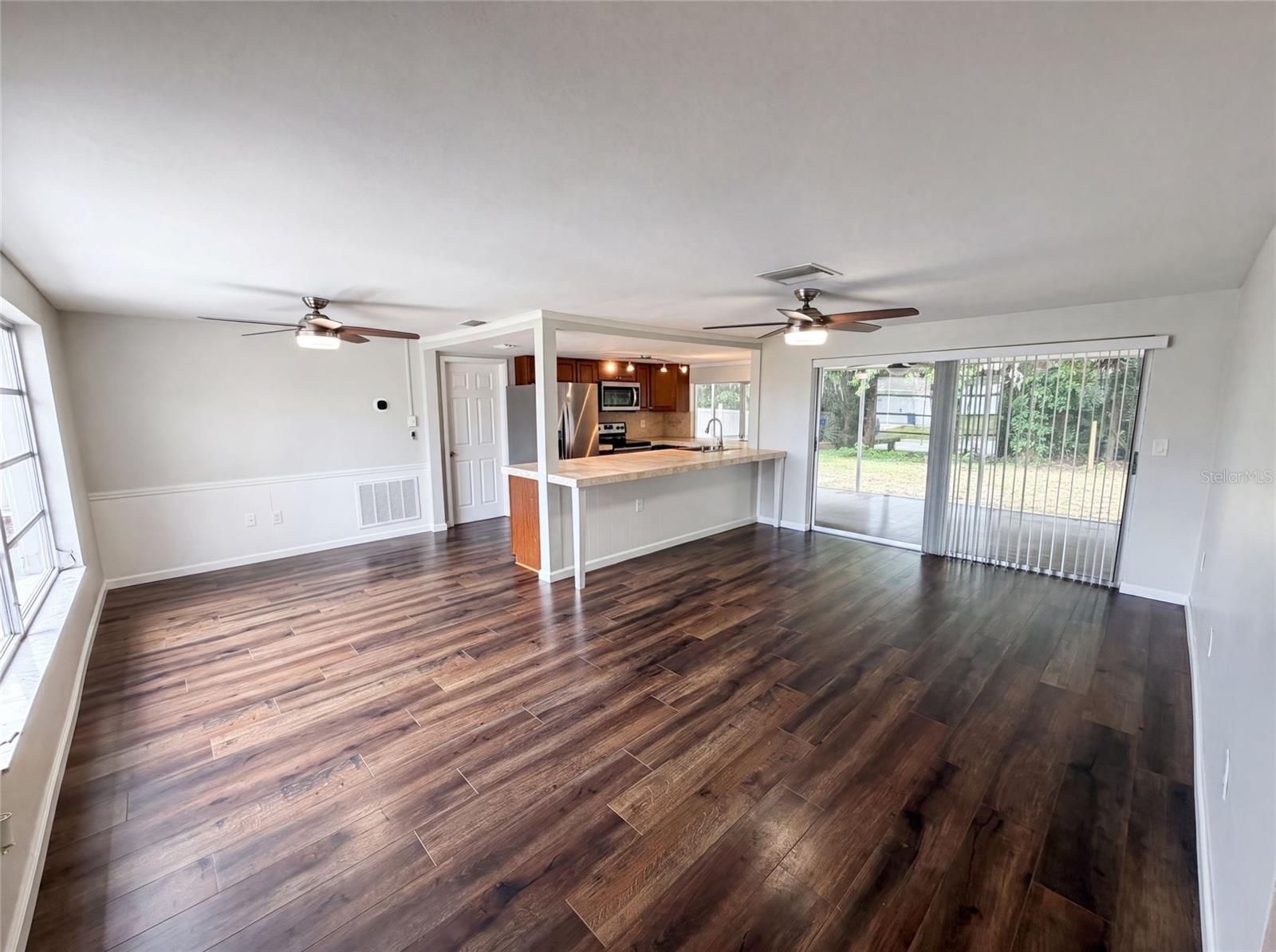 BEACON SQUARE - Residential