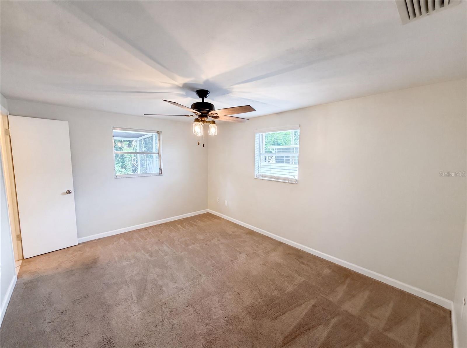 BEACON SQUARE - Residential