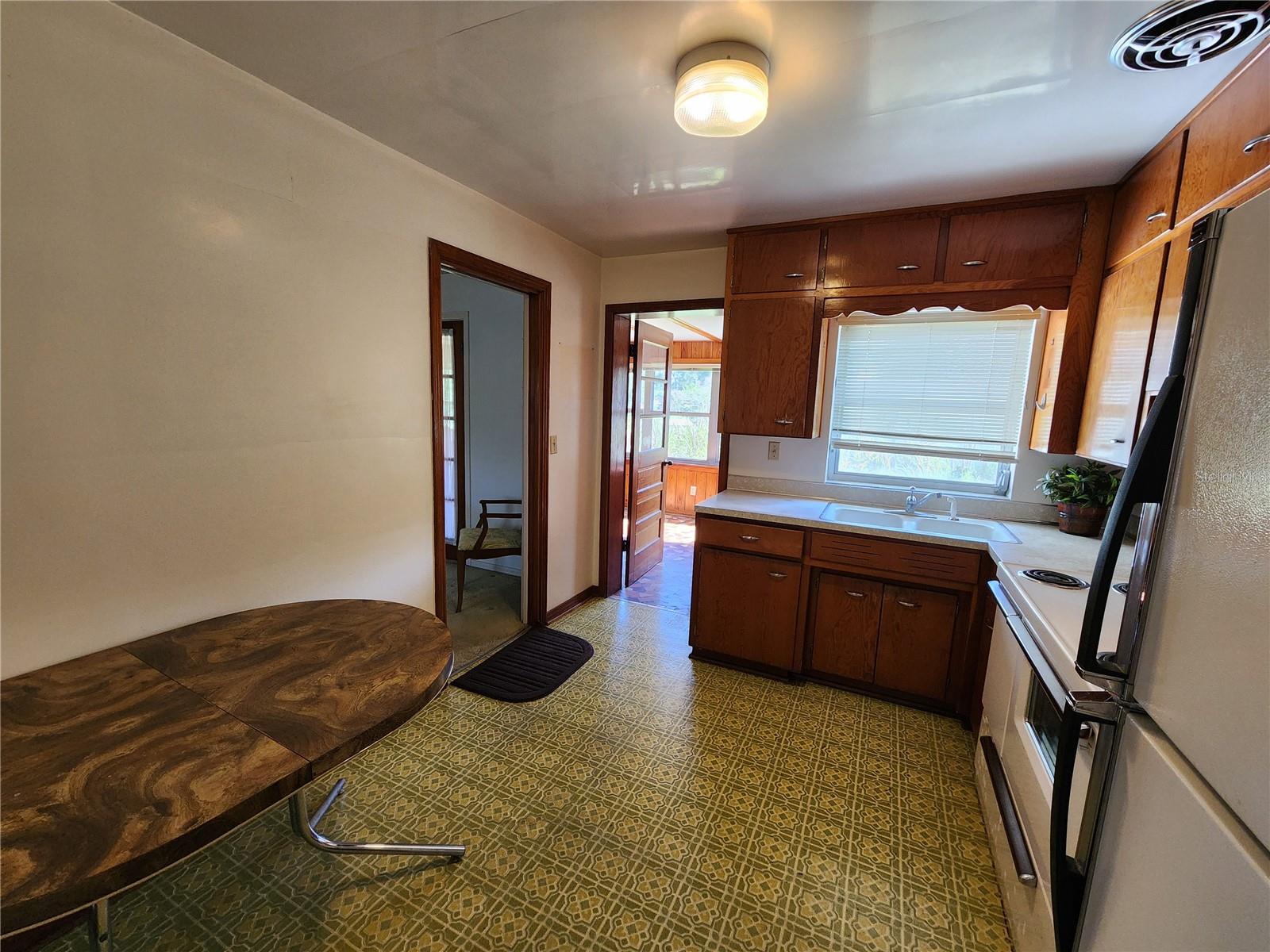 CAMPHOR HEIGHTS - Residential
