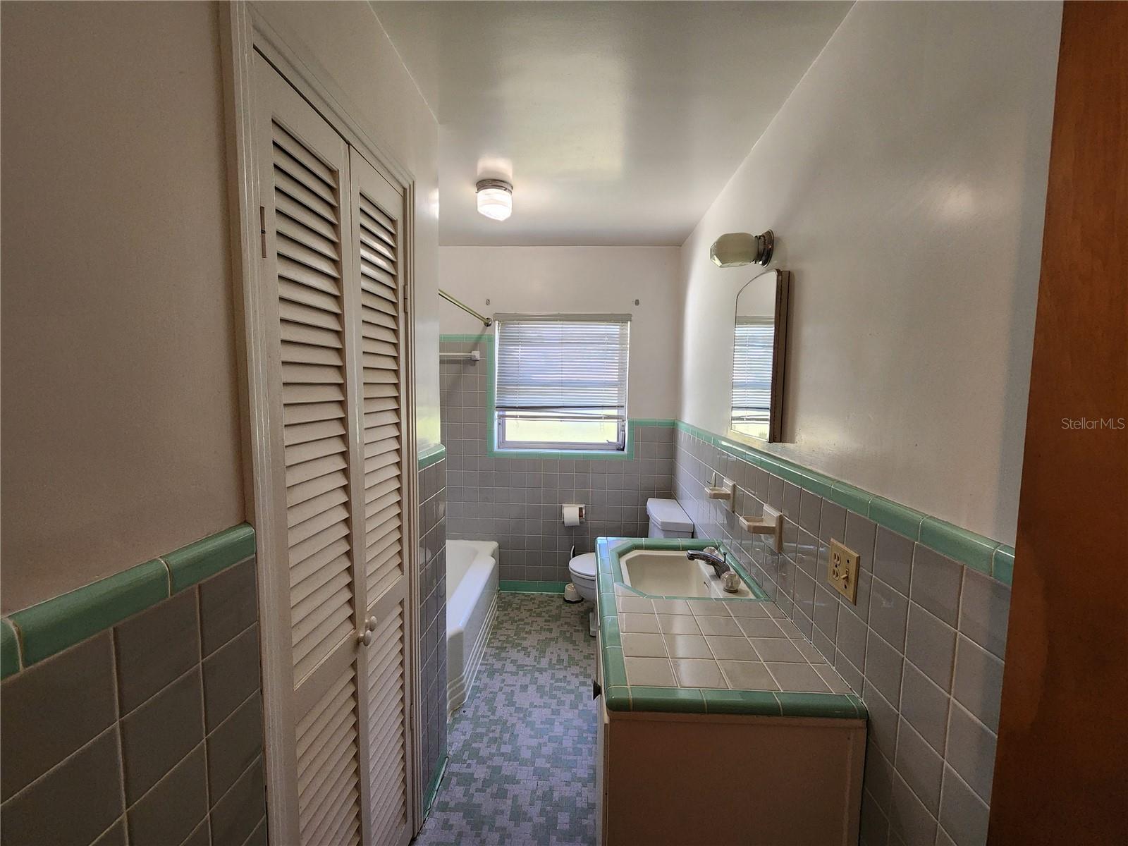 CAMPHOR HEIGHTS - Residential