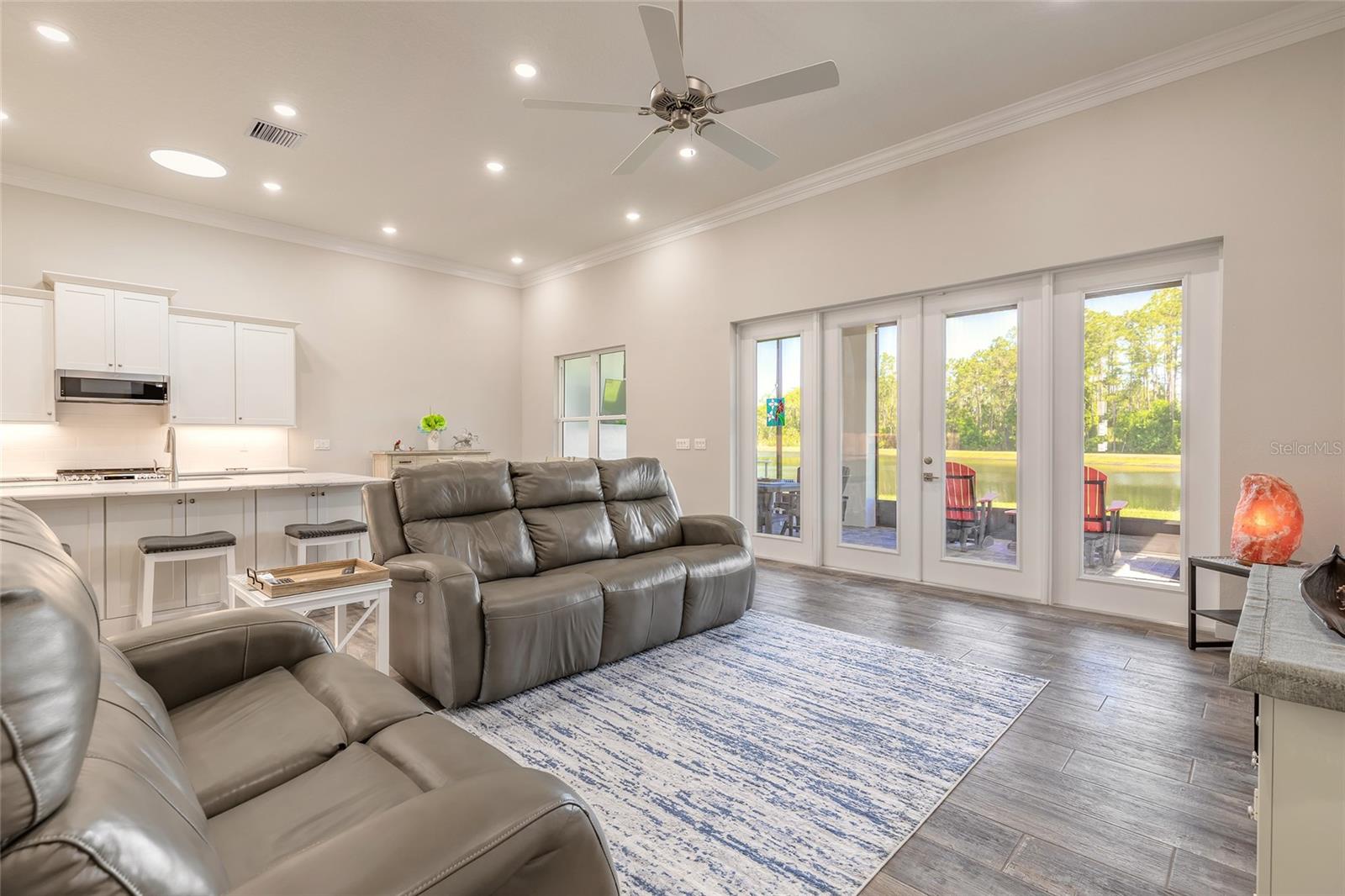PALMS PH 5 - Residential