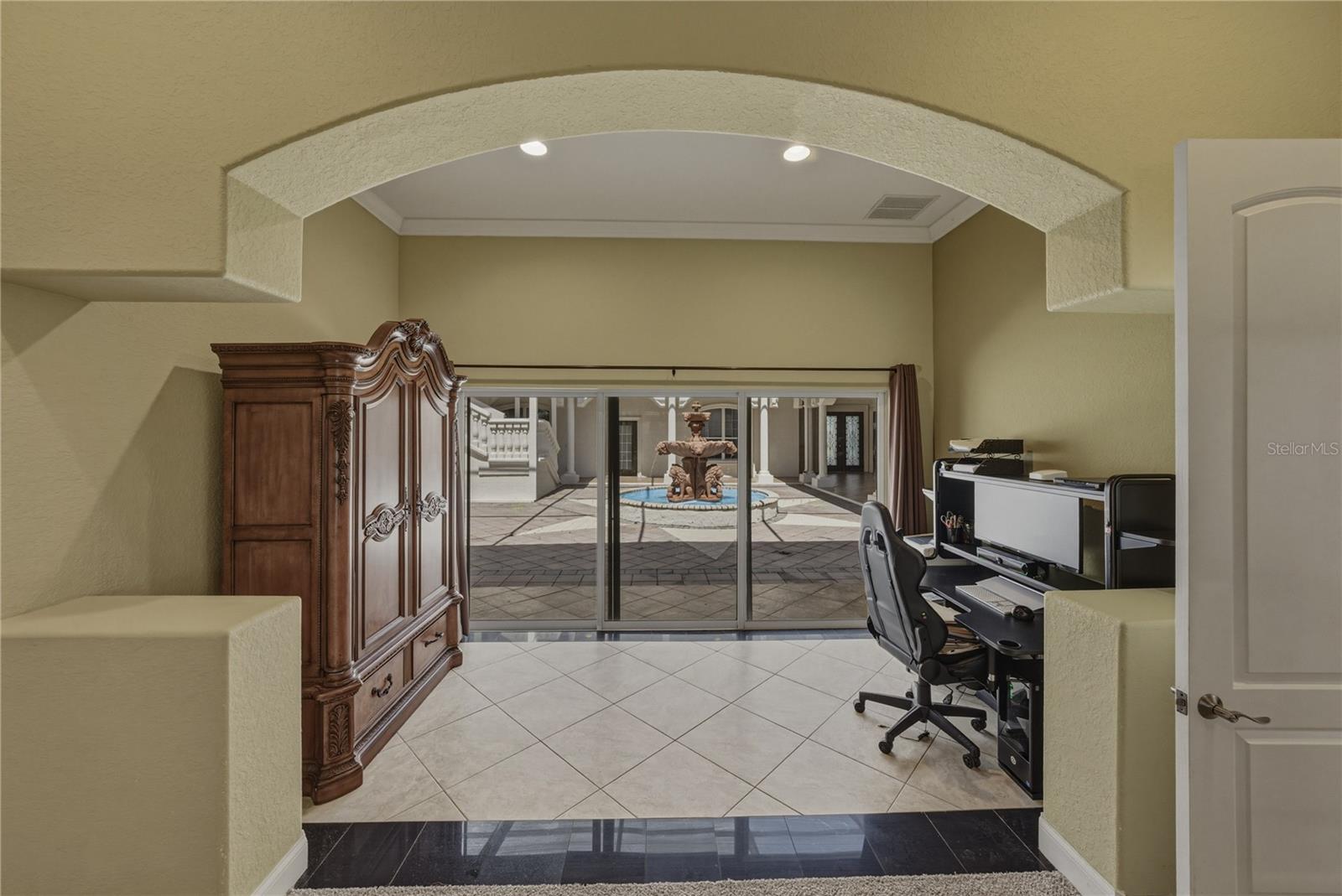 SKY RIDGE TERRACE - Residential