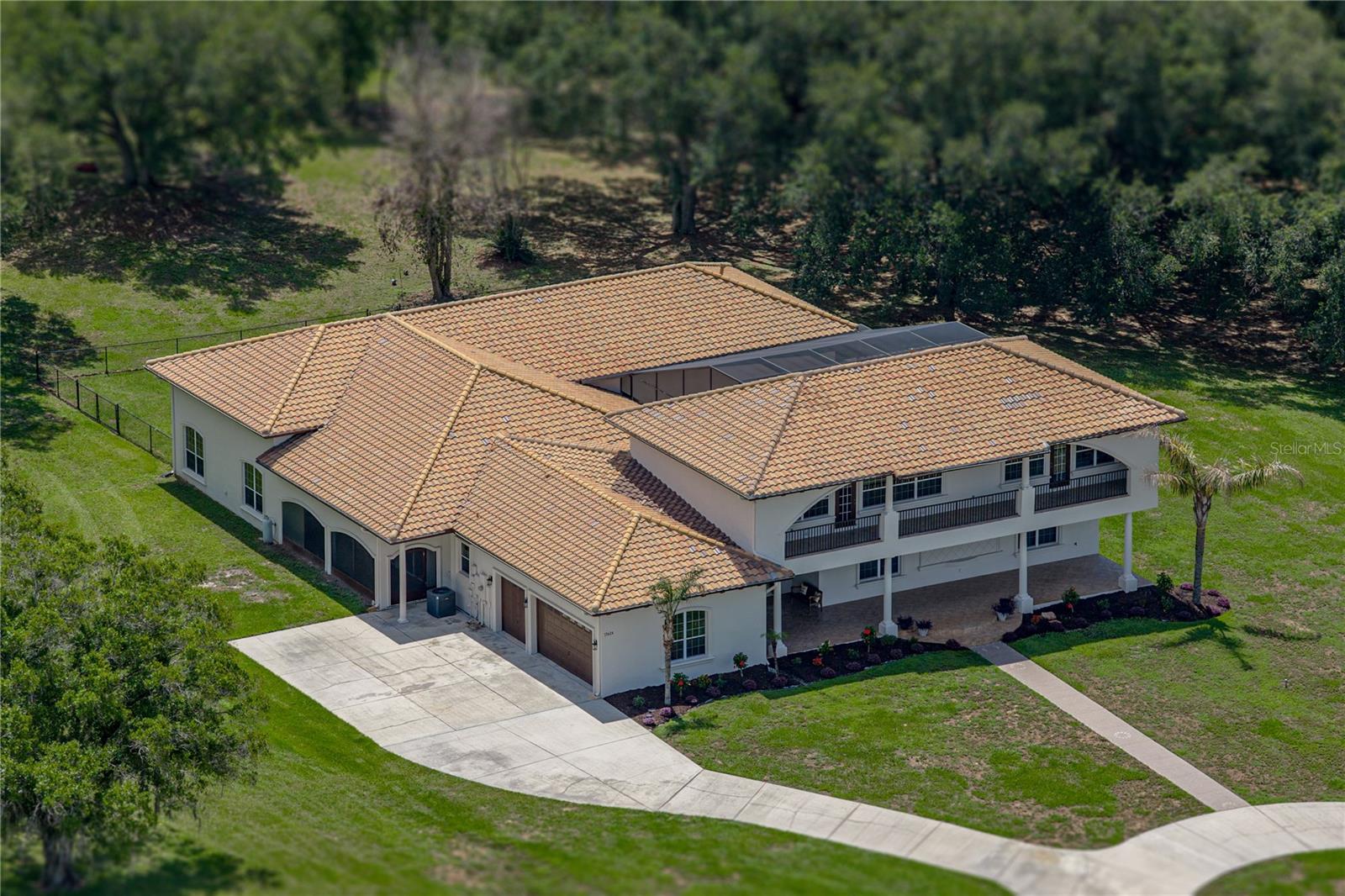 SKY RIDGE TERRACE - Residential