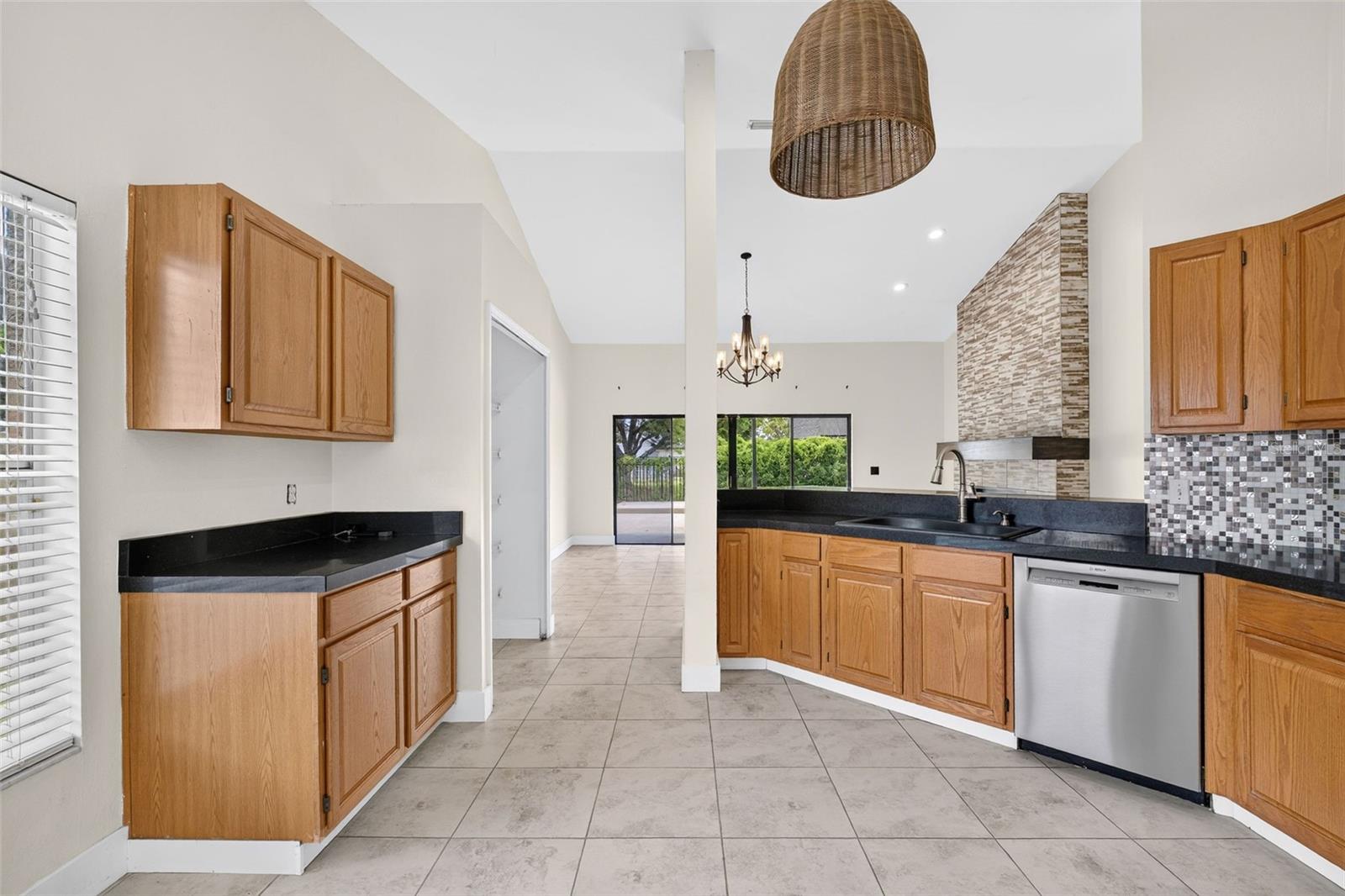 HUNTERS CREEK TR 240 PH 02 - Residential