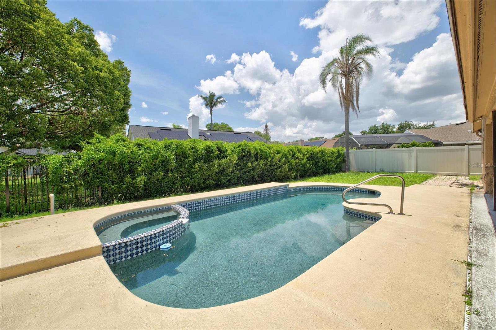 HUNTERS CREEK TR 240 PH 02 - Residential
